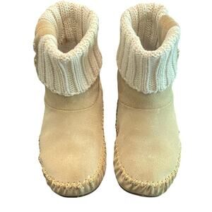 L.L.Bean‎ Shearling Slipper Boots Women’s 6 M Tan Suede Knit Cuff Moccasin Cabin